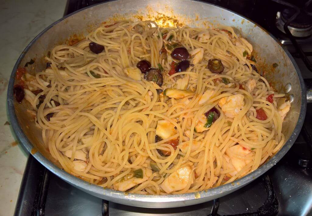 Spaghetti con stoccafisso alla marinara